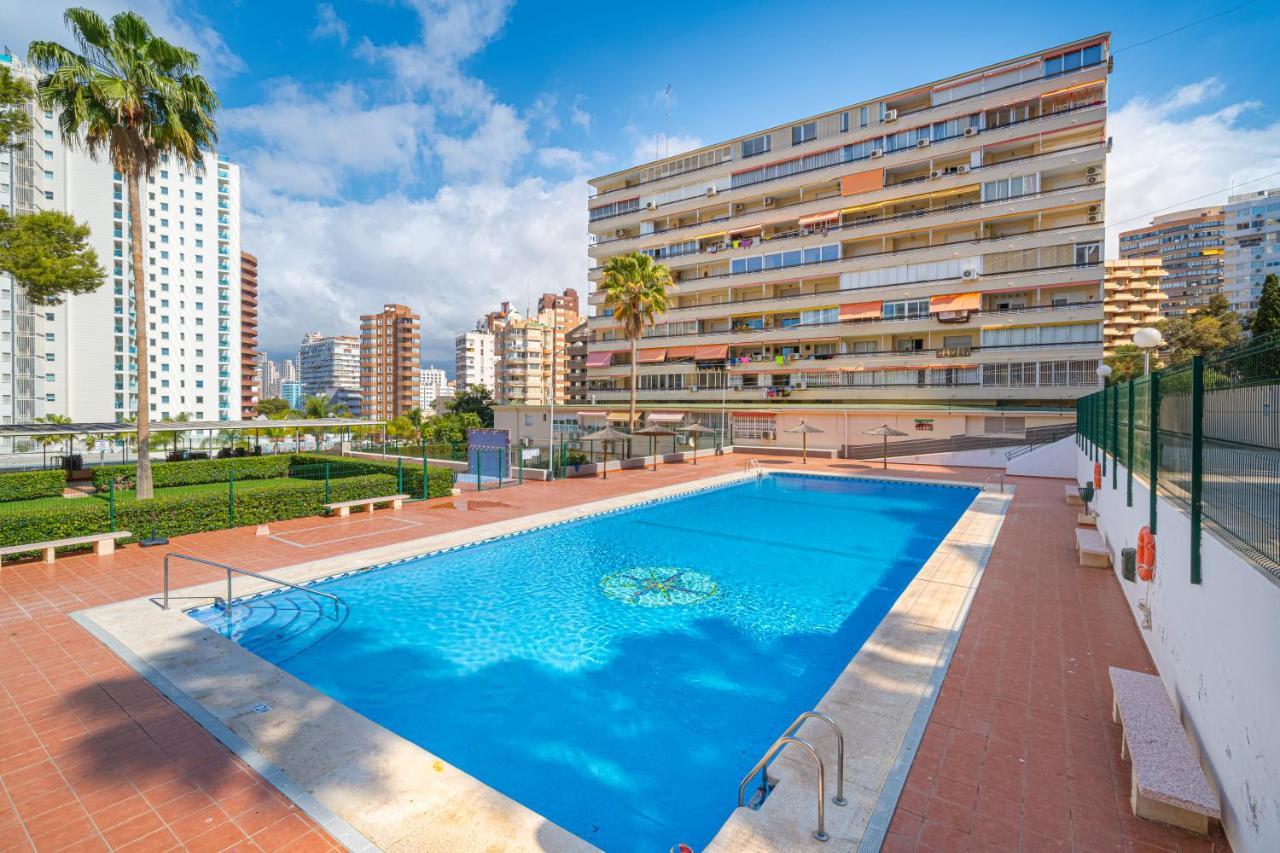 Апартаменты Benidorm Family Vacation Экстерьер фото